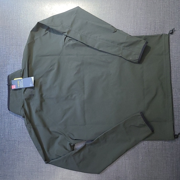 Under Armour Golf Storm Windstrike 1/2 Zip Windbreaker - Picture 2 of 4